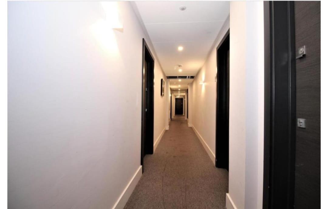 Rent Luxuri - Luxury 2 Bed Apartment 莱切斯特 外观 照片